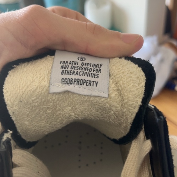 Golden goose running black - Picture 4 of 7